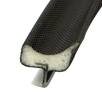 クラッディングのタイプ泡の窓のシールのストリップのWetherstrips 10mmの幅