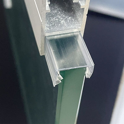 Coはガラス ドアのストリップ ポリ塩化ビニールの天候10mm除去の防水突き出た