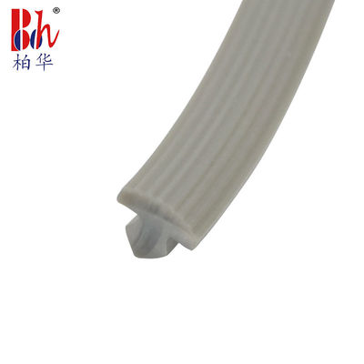 衣服のこつ棒のためのOEMポリ塩化ビニールのゴム製 ストリップ7*5mm